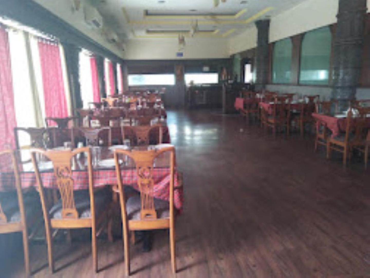 Hotel Maratha Palace,Satara Dış mekan fotoğraf